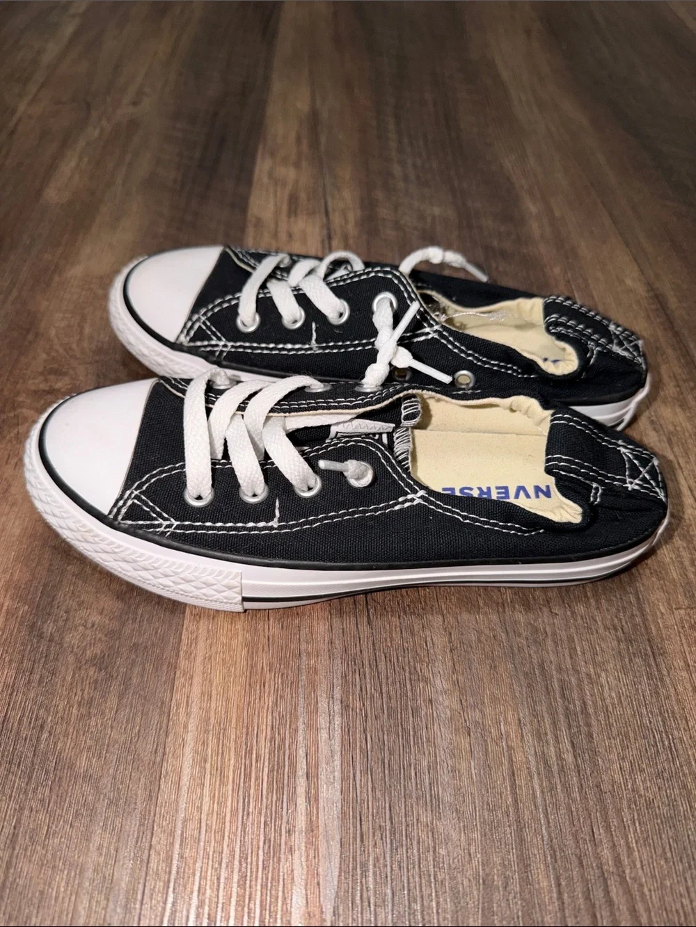 Kids Black Converse Shoreline Shoes size 1 NWOT